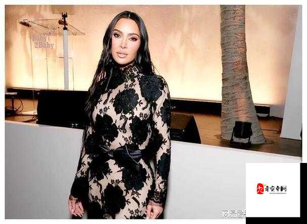 卡戴珊裸被❌视频无码网址引发热议：流量密码背后的公众人物困境
