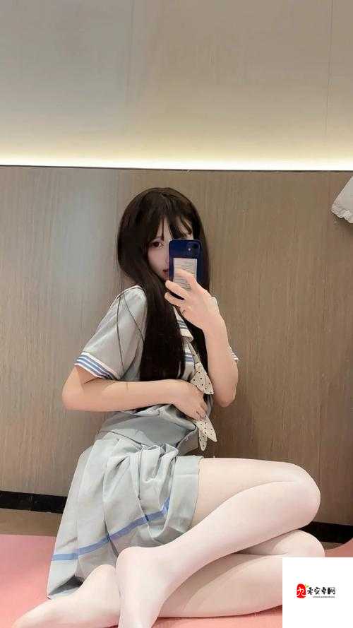 高中白丝少萝❌❌自慰背后：代际差异下的成长困惑与正向引导