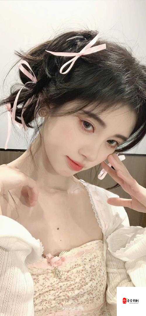 鞠婧祎让我不戴套c她背后：娱乐圈的舆论旋涡与真相